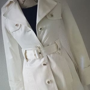 Satin champagne trench